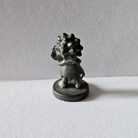 VERY RARE Lisa Simpson Monopoly piece - Picture 3 of 4